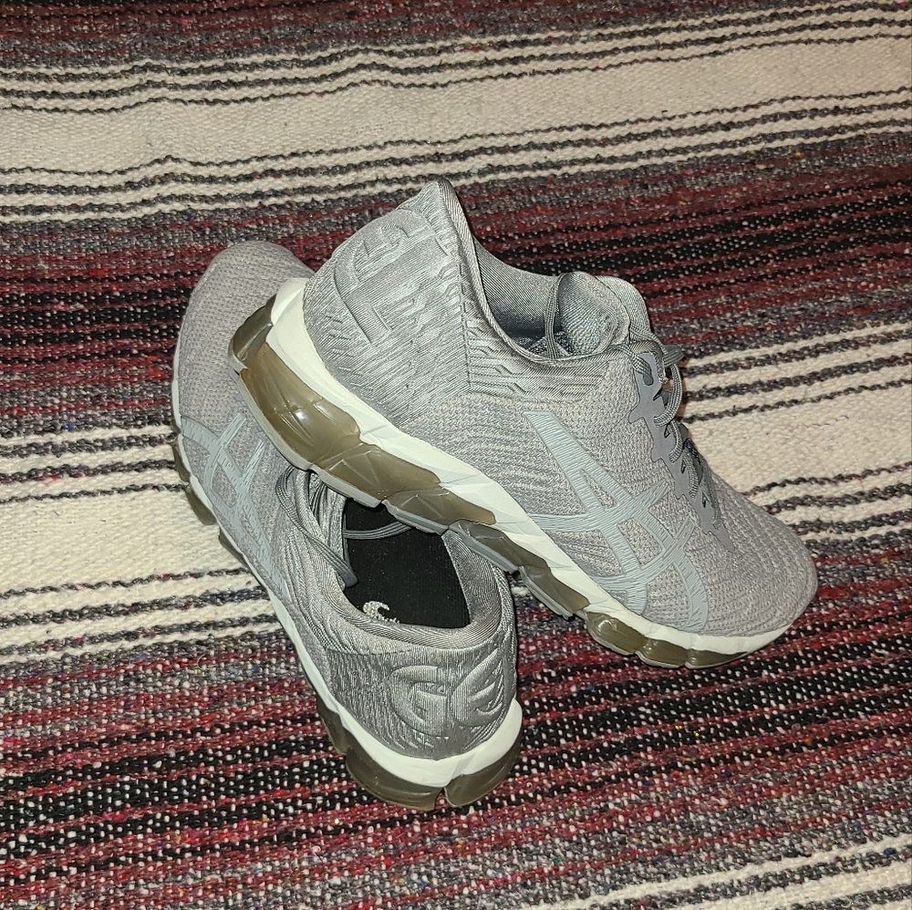 ASICS Gel tennis shoes